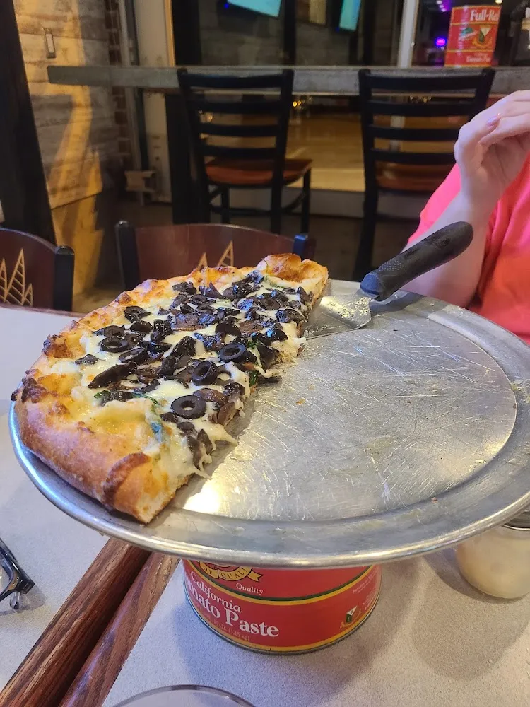 Black Olive and Mushrooms with Extra Cheese